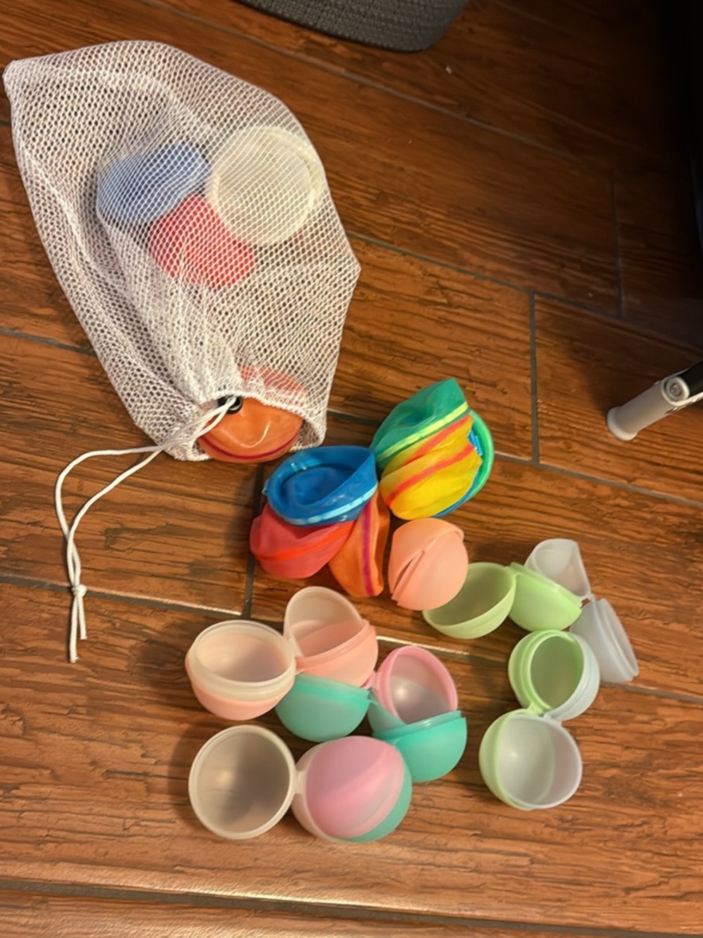 Assorted Pastel & Bright reusable water balloons